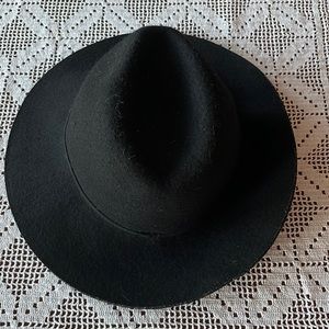 Black felt hat
